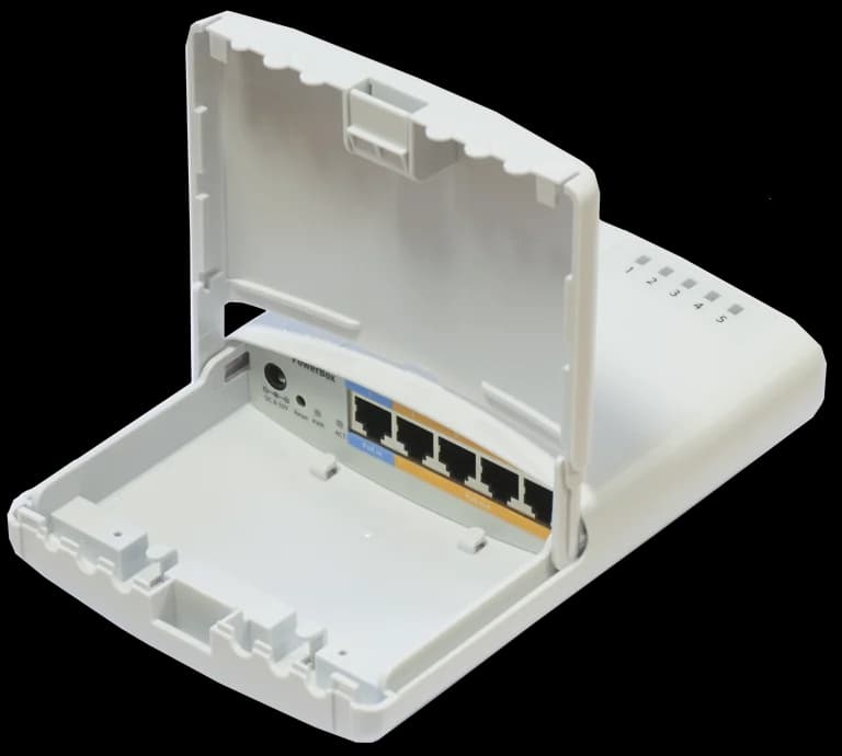 MikroTik RB750P-PBr2 PowerBox Dış Mekan Yönlendirici — 1