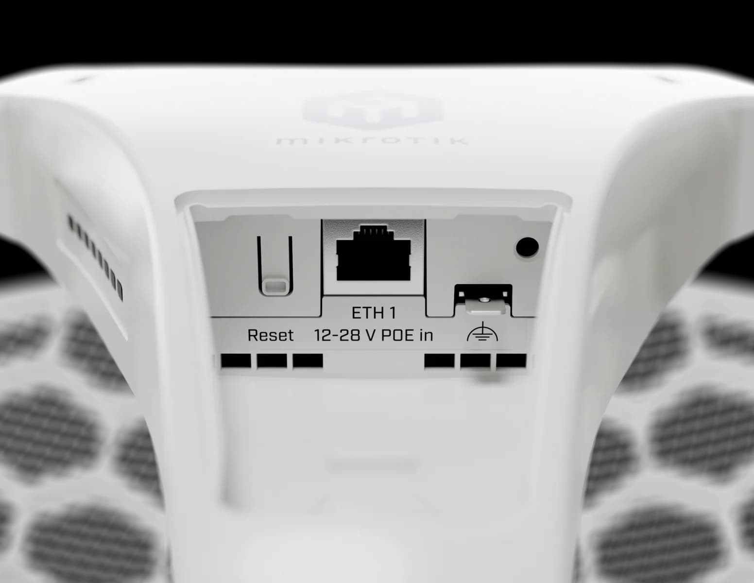 MikroTik LHG-5axD-XL 27 dBi Wi-Fi 6 Outdoor CPE — 2