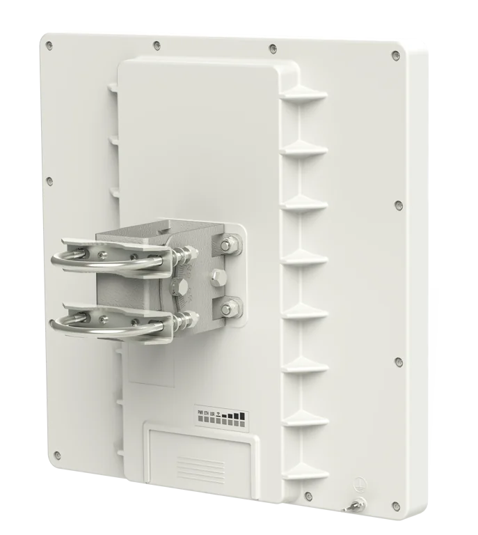 MikroTik RB911G-5HPnD-QRT QRT 5 24 dBi Panel Antenna CPE — 1