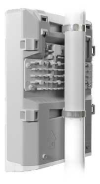 MikroTik CSS610-1Gi-7R-2S+OUT Outdoor Switch — 3