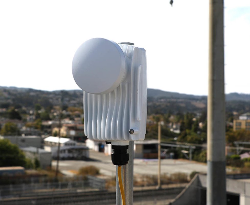 Mimosa C6x Wi-Fi 6E PTMP Client Radio — 4